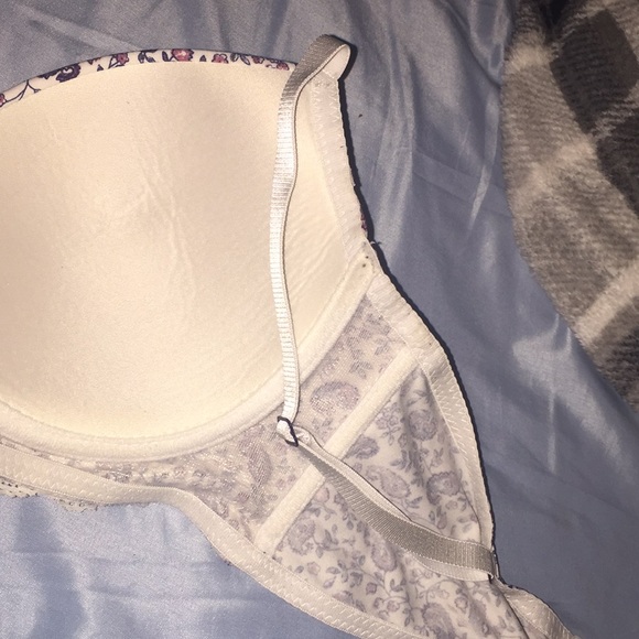 JESSICA SIMPSON Bra - Picture 5 of 7